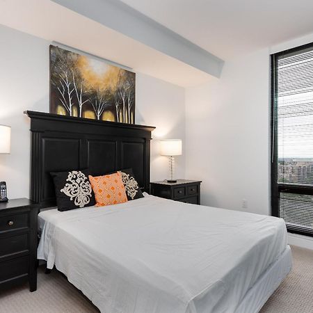 Global Luxury Suites At Town Center ريستون المظهر الخارجي الصورة