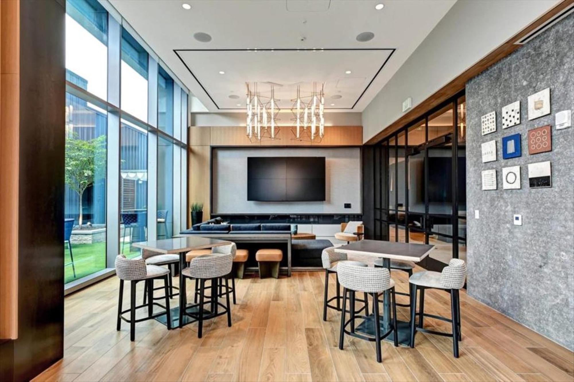 Global Luxury Suites At Town Center ريستون المظهر الخارجي الصورة