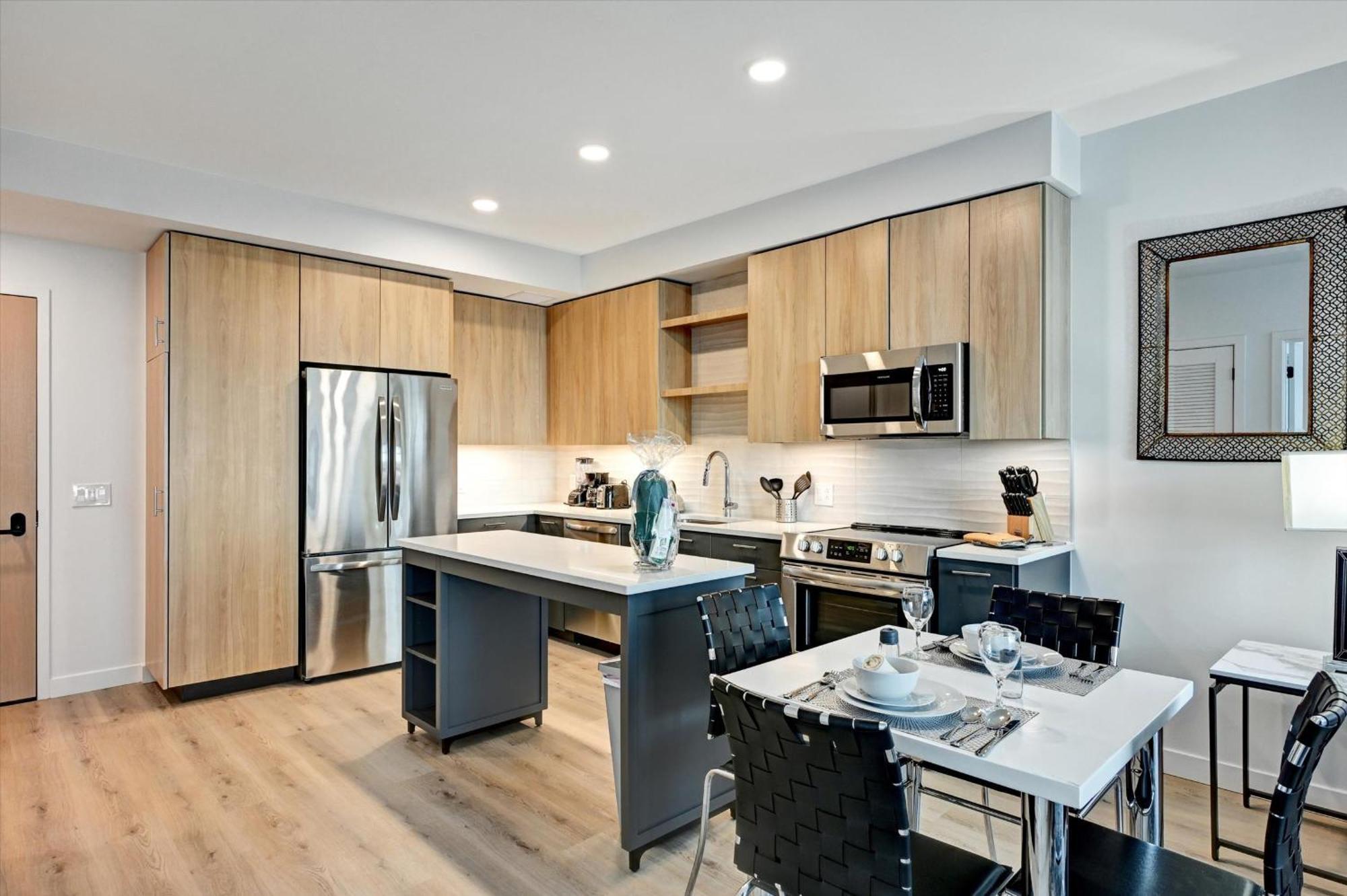 Global Luxury Suites At Town Center ريستون المظهر الخارجي الصورة